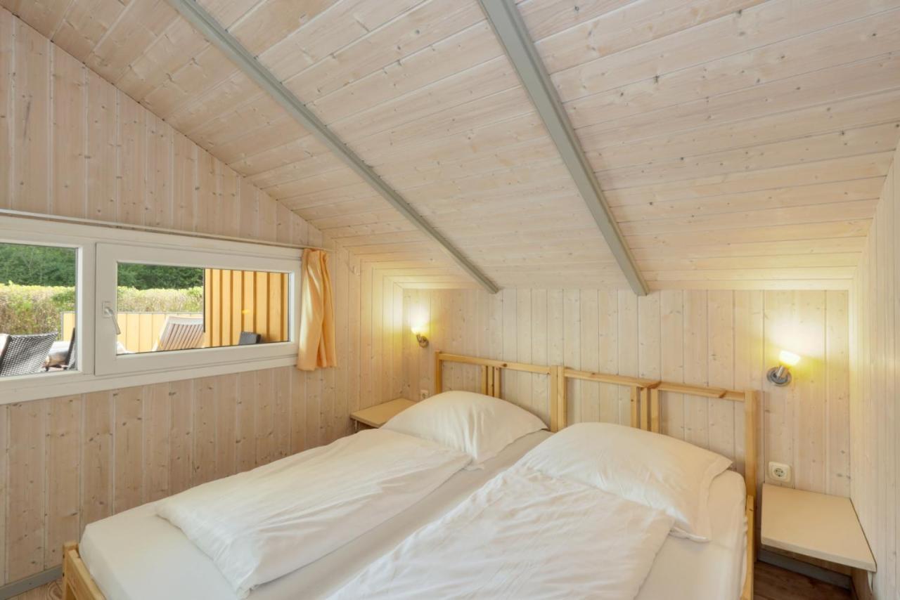 Kranich Ferienhaeuser Mit Innenpool Hohendorf  ภายนอก รูปภาพ