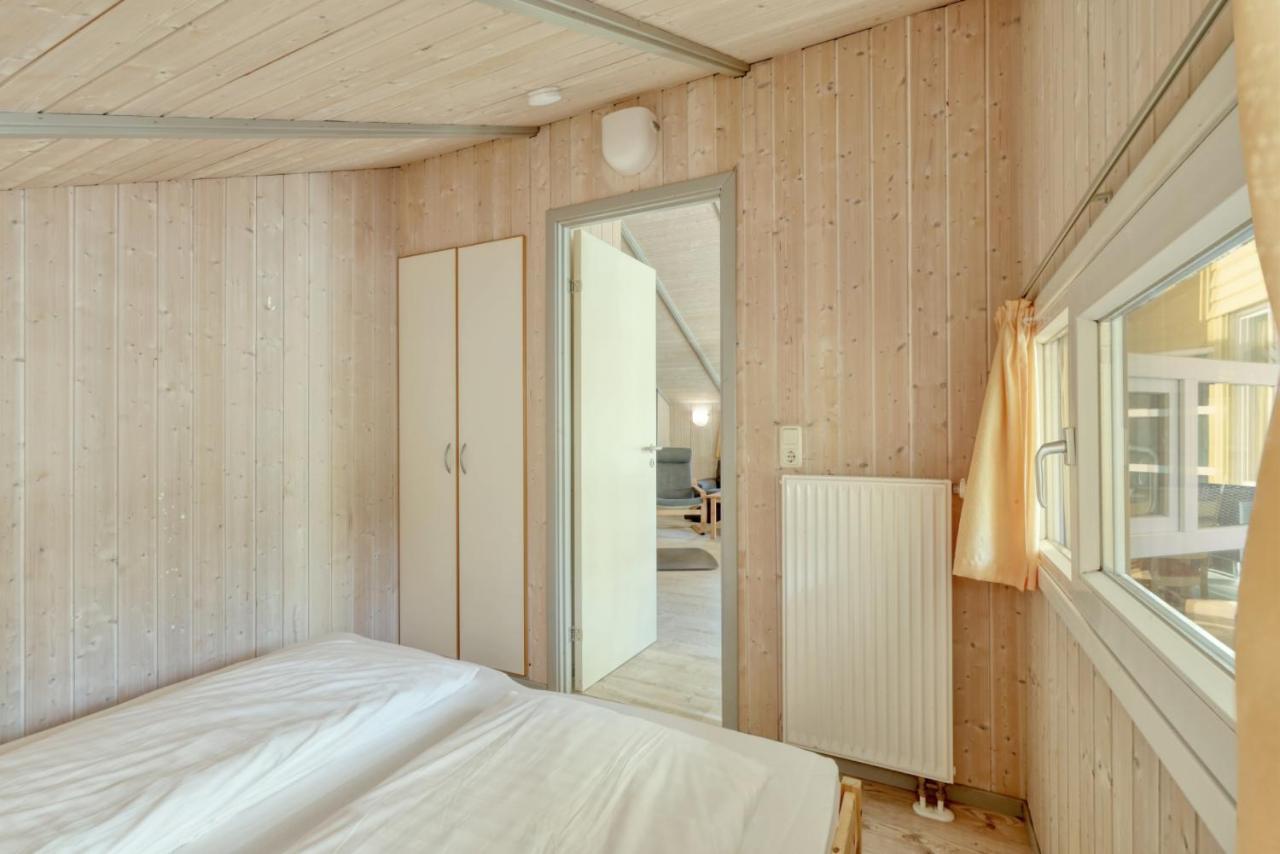 Kranich Ferienhaeuser Mit Innenpool Hohendorf  ภายนอก รูปภาพ