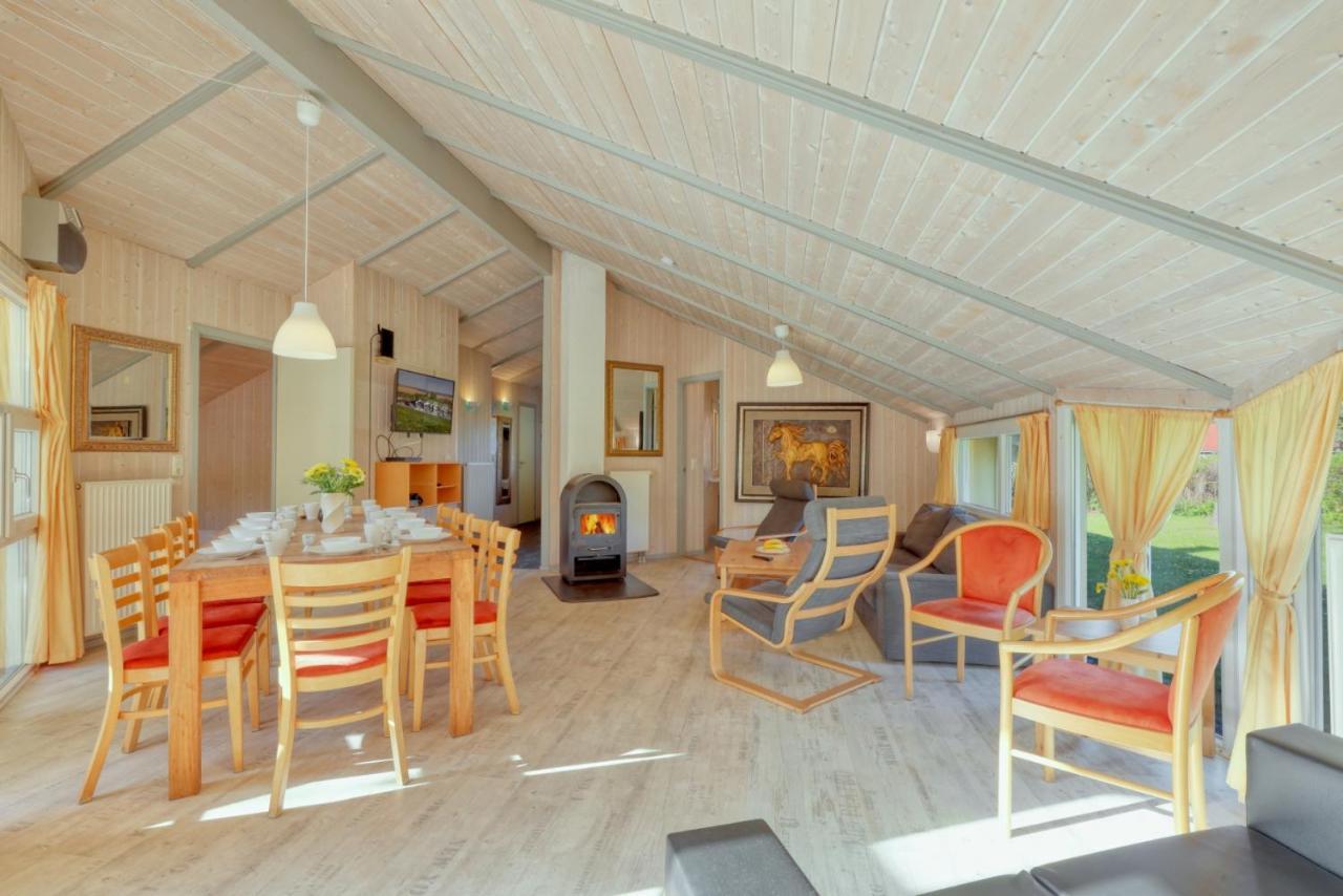 Kranich Ferienhaeuser Mit Innenpool Hohendorf  ภายนอก รูปภาพ